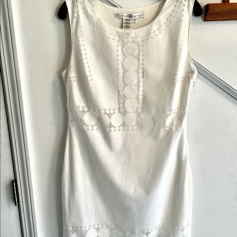 Max studio white dress stretchy nwot -35 % off. - Picture 1 of 7